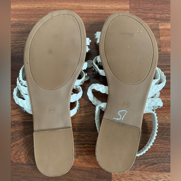 Andiamo Leather Coun Silver White Sandals Sz 8W excellent condition - Picture 7 of 7